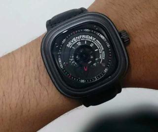 Sevenfriday.